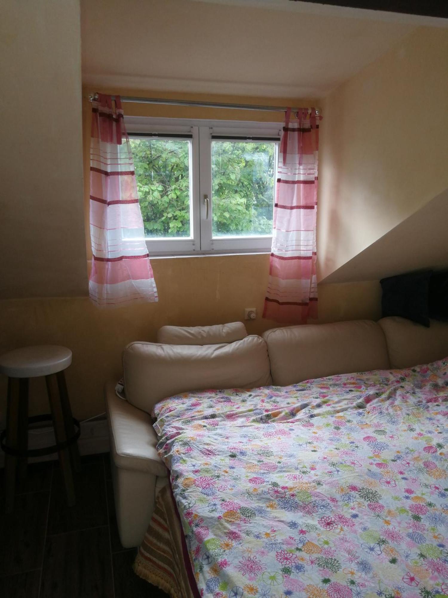 Wohlfuehloase - Zimmer, Appartment - Im Herzen Starnbergs Pokoj fotografie