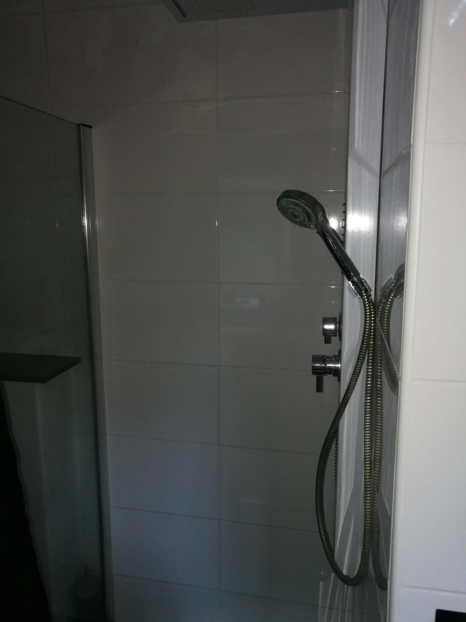 Wohlfuehloase - Zimmer, Appartment - Im Herzen Starnbergs Pokoj fotografie