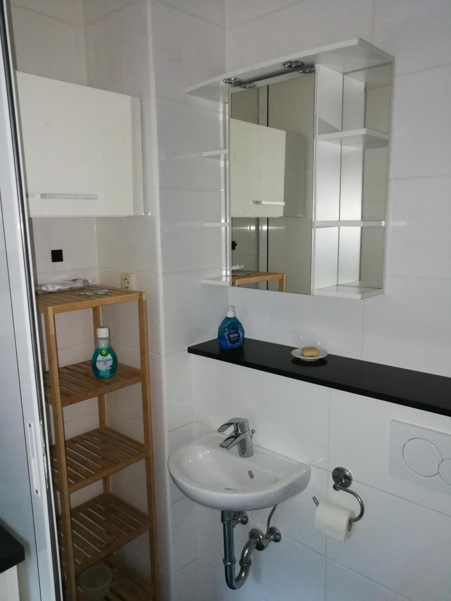 Wohlfuehloase - Zimmer, Appartment - Im Herzen Starnbergs Pokoj fotografie